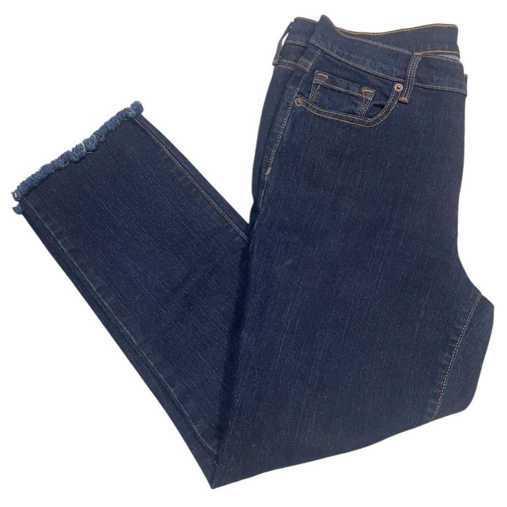 Old Navy Frayed Hem Curvy Skinny Capri Jeans
